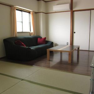 Japanese-Style Room